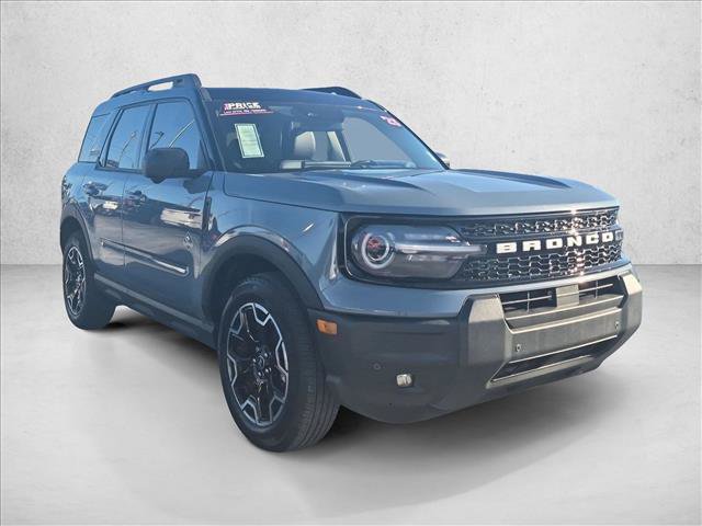 Certified 2025 Ford Bronco Sport Outer Banks w/ Outer Banks Tech Package+ AWD/4WD image 3