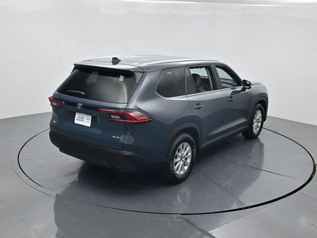 Used 2025 Toyota Grand Highlander AWD image 44