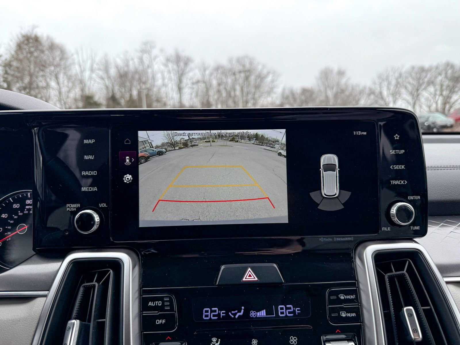 Used 2023 Kia Sorento S image 33