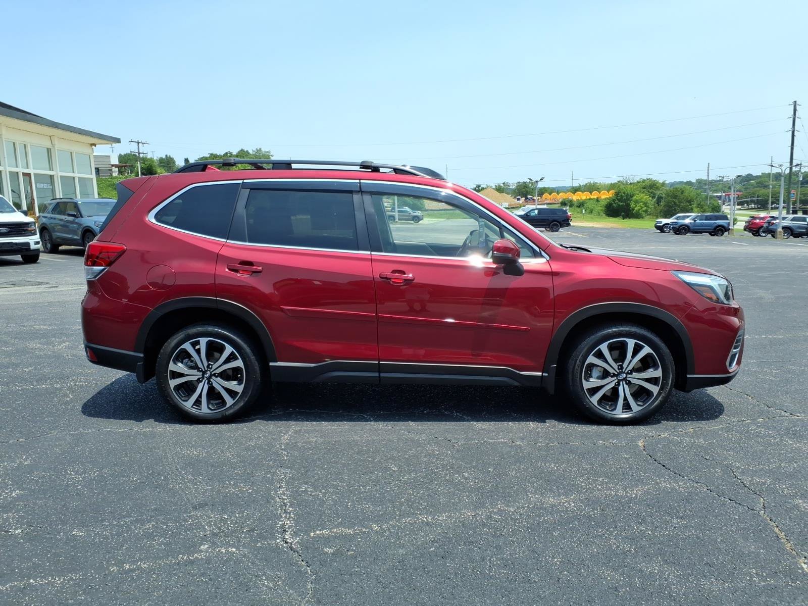 Used 2019 Subaru Forester Limited AWD/4WD image 9