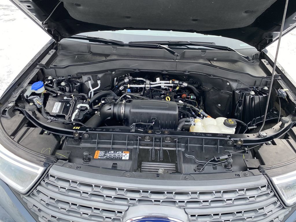 Certified 2023 Ford Explorer XLT w/ Equipment Group 202A image 53