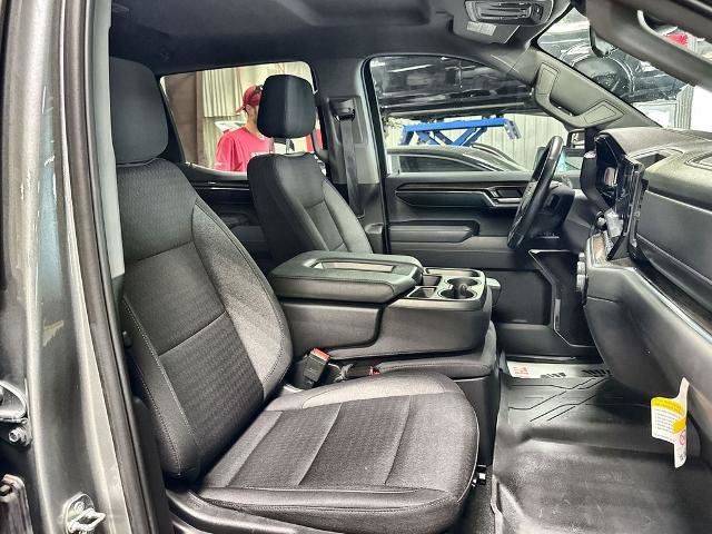 Used 2023 Chevrolet Silverado 1500 LT RWD image 31
