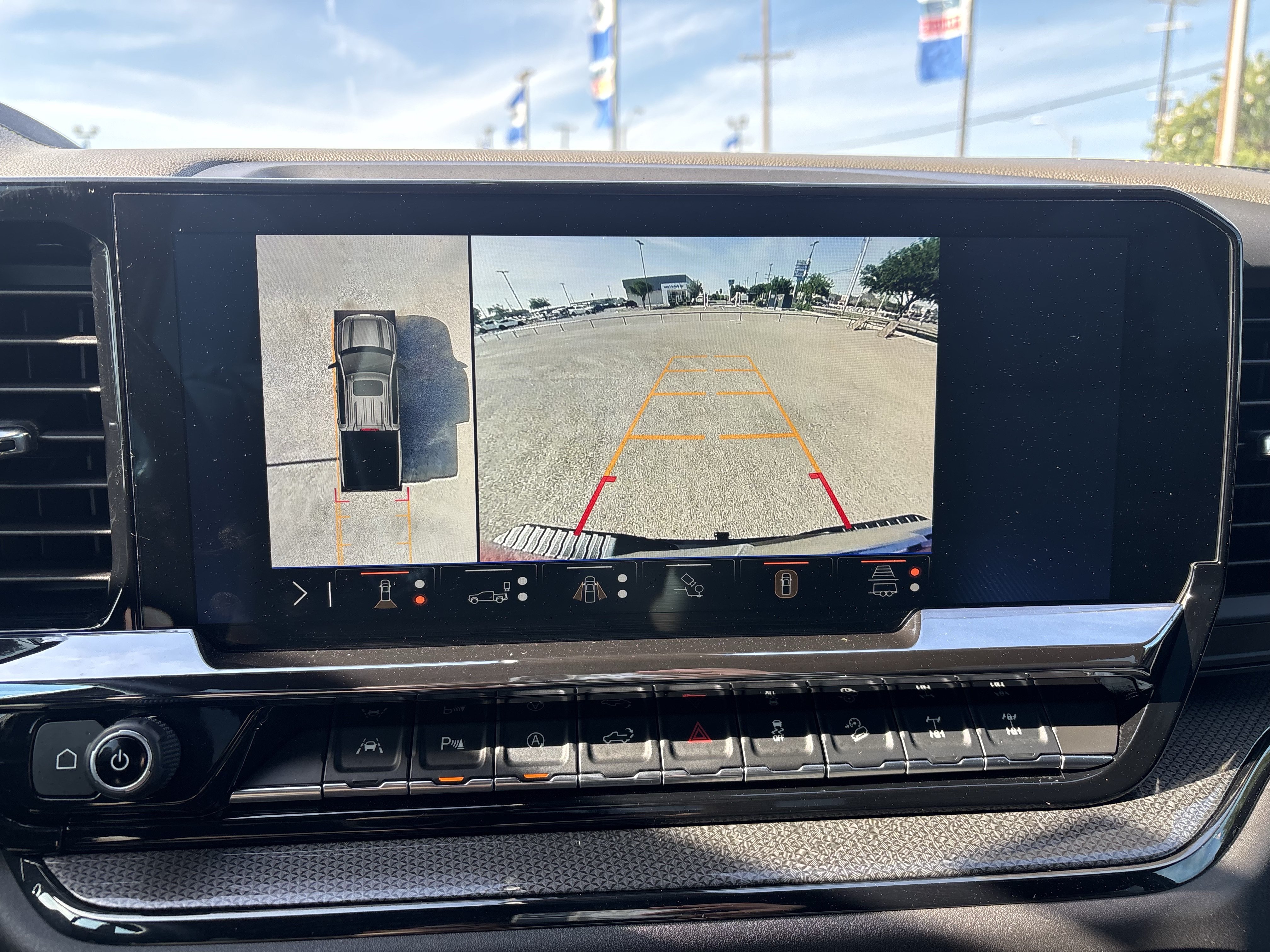 Used 2025 Chevrolet Silverado 1500 ZR2 w/ Technology Package AWD/4WD image 37