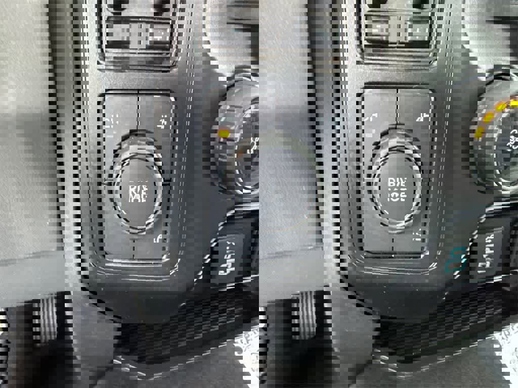 Certified 2025 Ford F250 XLT image 22