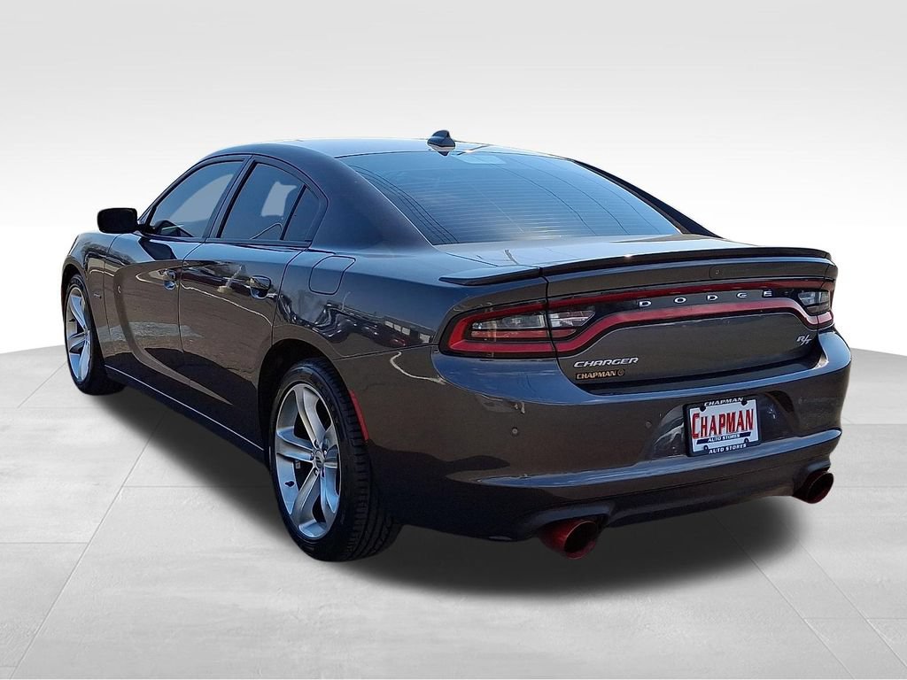 Used 2018 Dodge Charger R/T w/ Navigation & Travel Group RWD image 4