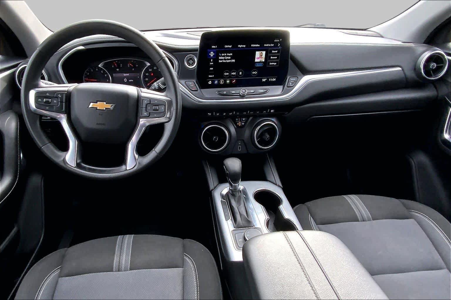 Used 2023 Chevrolet Blazer LT w/ Midnight/Sport Edition FWD image 16
