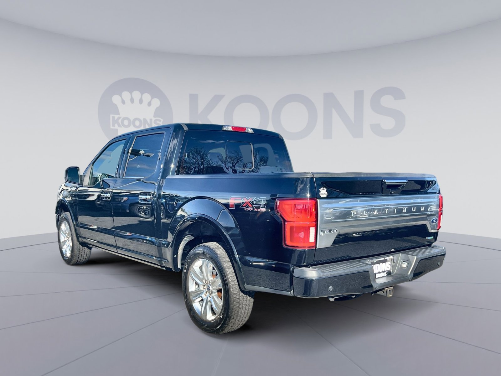 Certified 2018 Ford F150 Platinum w/ Equipment Group 701A Luxury image 4