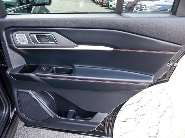 Certified 2026 Ford Explorer ST AWD/4WD image 32