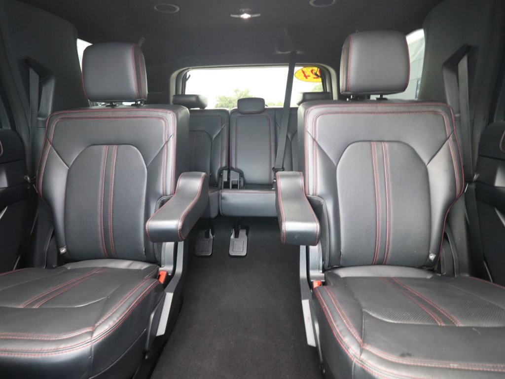 Certified 2024 Ford Expedition Limited RWD image 9