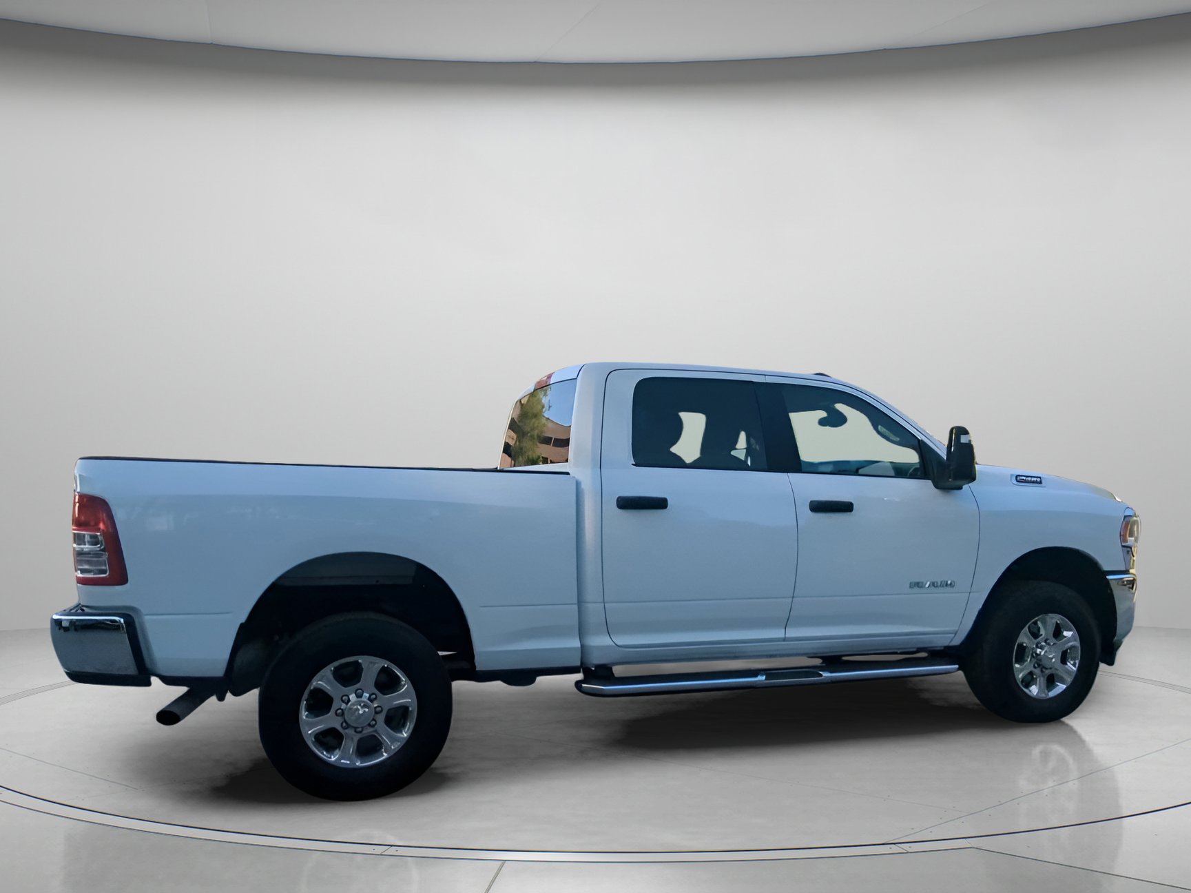 Used 2024 RAM 2500 Big Horn AWD/4WD image 30