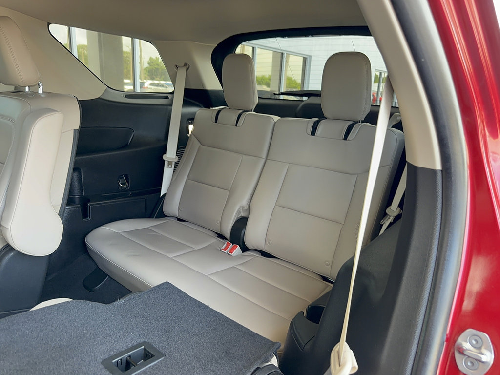 Certified 2023 Ford Explorer XLT w/ Equipment Group 202A RWD image 13