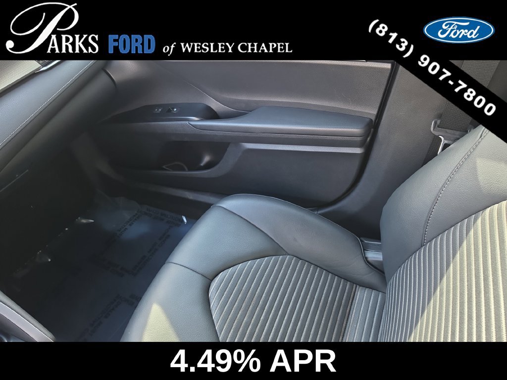 Used 2018 Toyota Camry SE w/ Moonroof Package FWD image 14