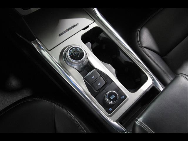 Certified 2022 Ford Explorer XLT w/ Equipment Group 202A AWD/4WD image 16