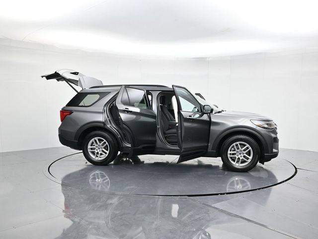 Certified 2026 Ford Explorer Active RWD image 51