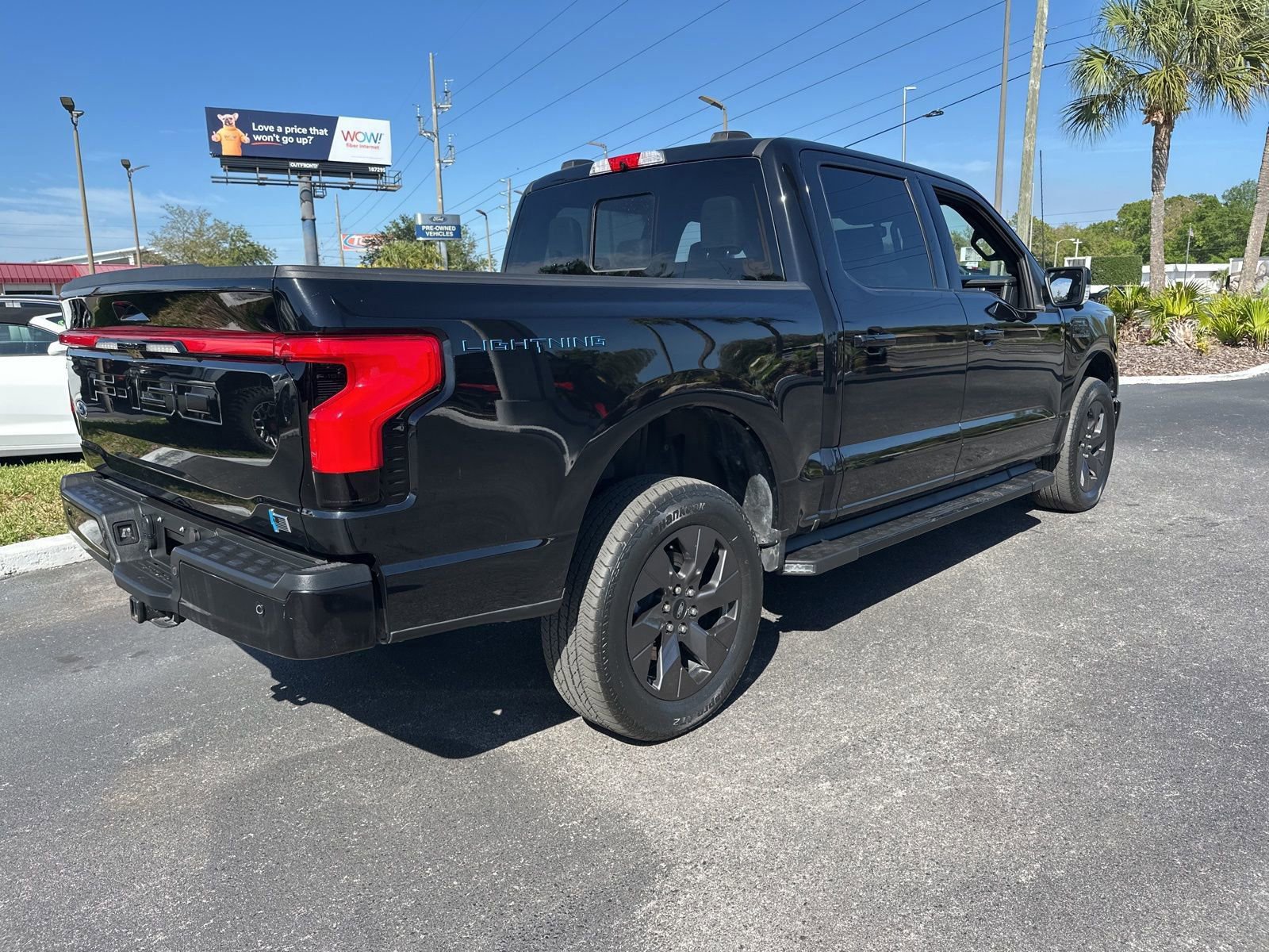 Certified 2023 Ford F150 Lightning Lariat w/ Tow Technology Package AWD/4WD image 4