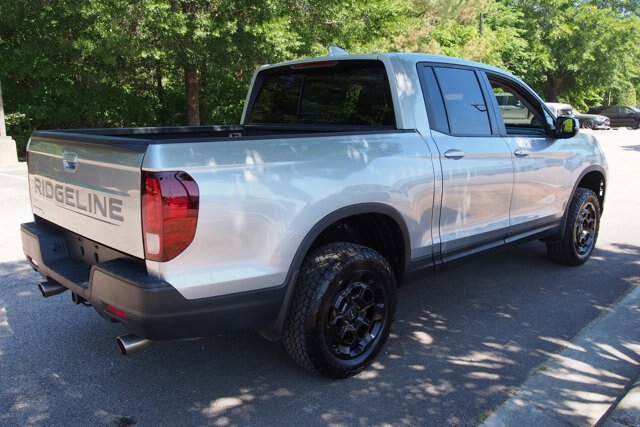 Used 2025 Honda Ridgeline RTL+ image 9