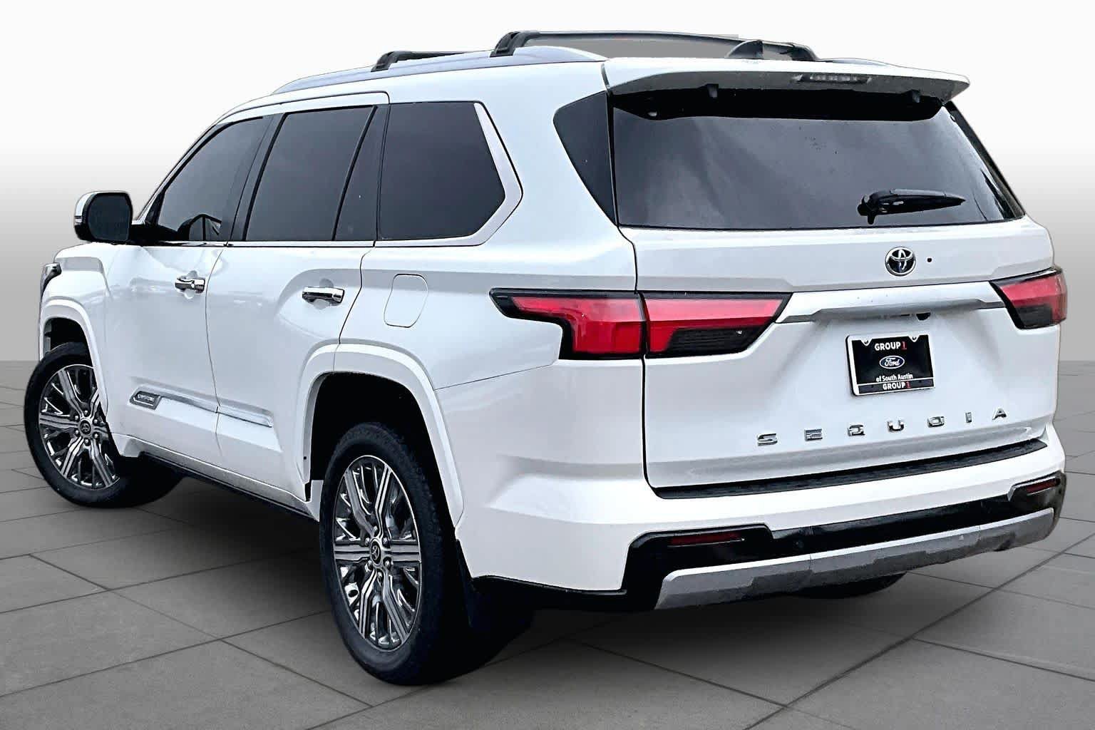 Used 2024 Toyota Sequoia Capstone AWD/4WD image 6