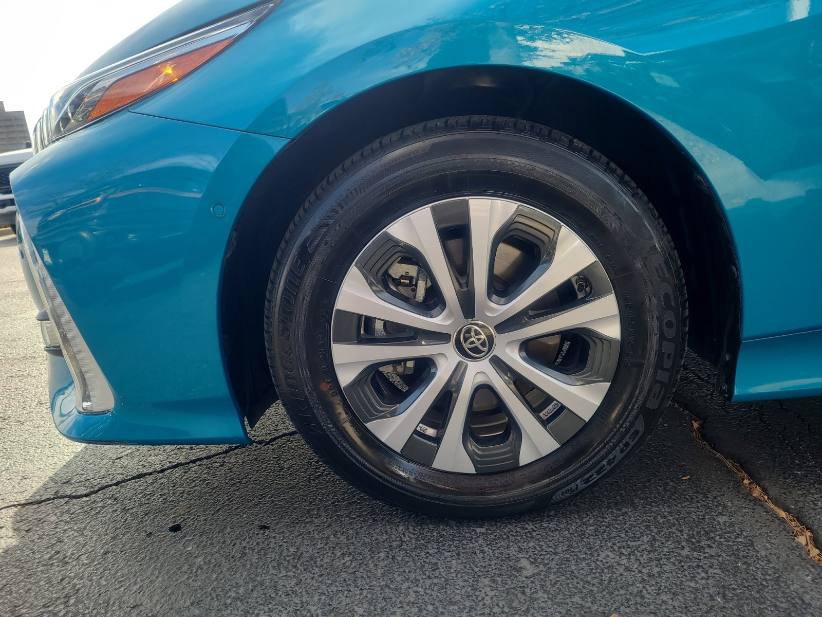 Used 2020 Toyota Prius Prime Limited image 26