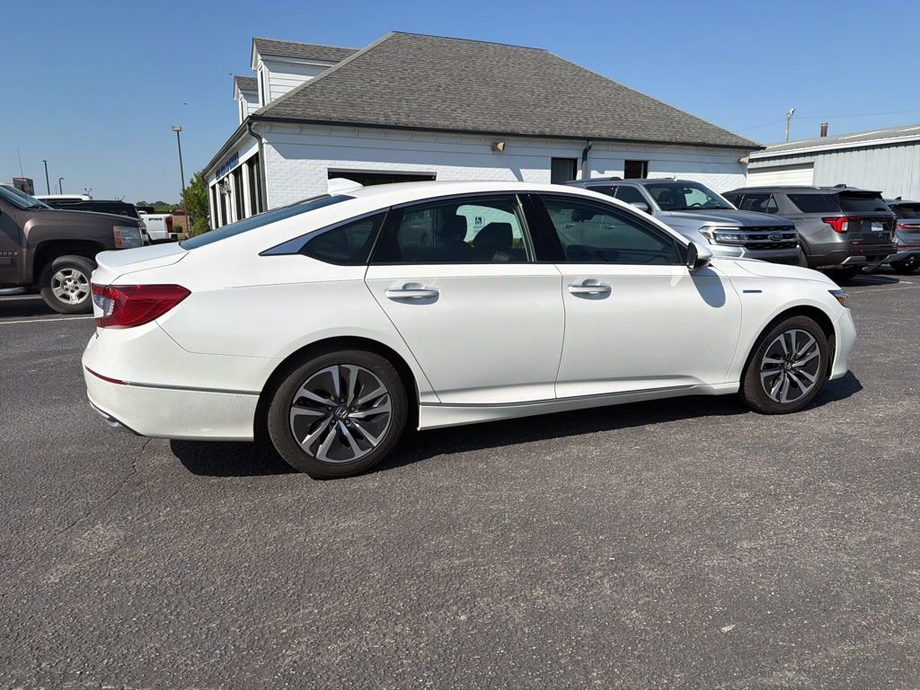 Used 2019 Honda Accord Touring image 4