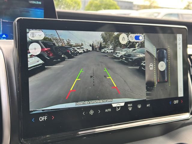 Certified 2025 Ford Expedition Active AWD/4WD image 23