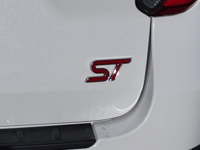 Certified 2022 Ford Explorer ST w/ Equipment Group 401A image 13