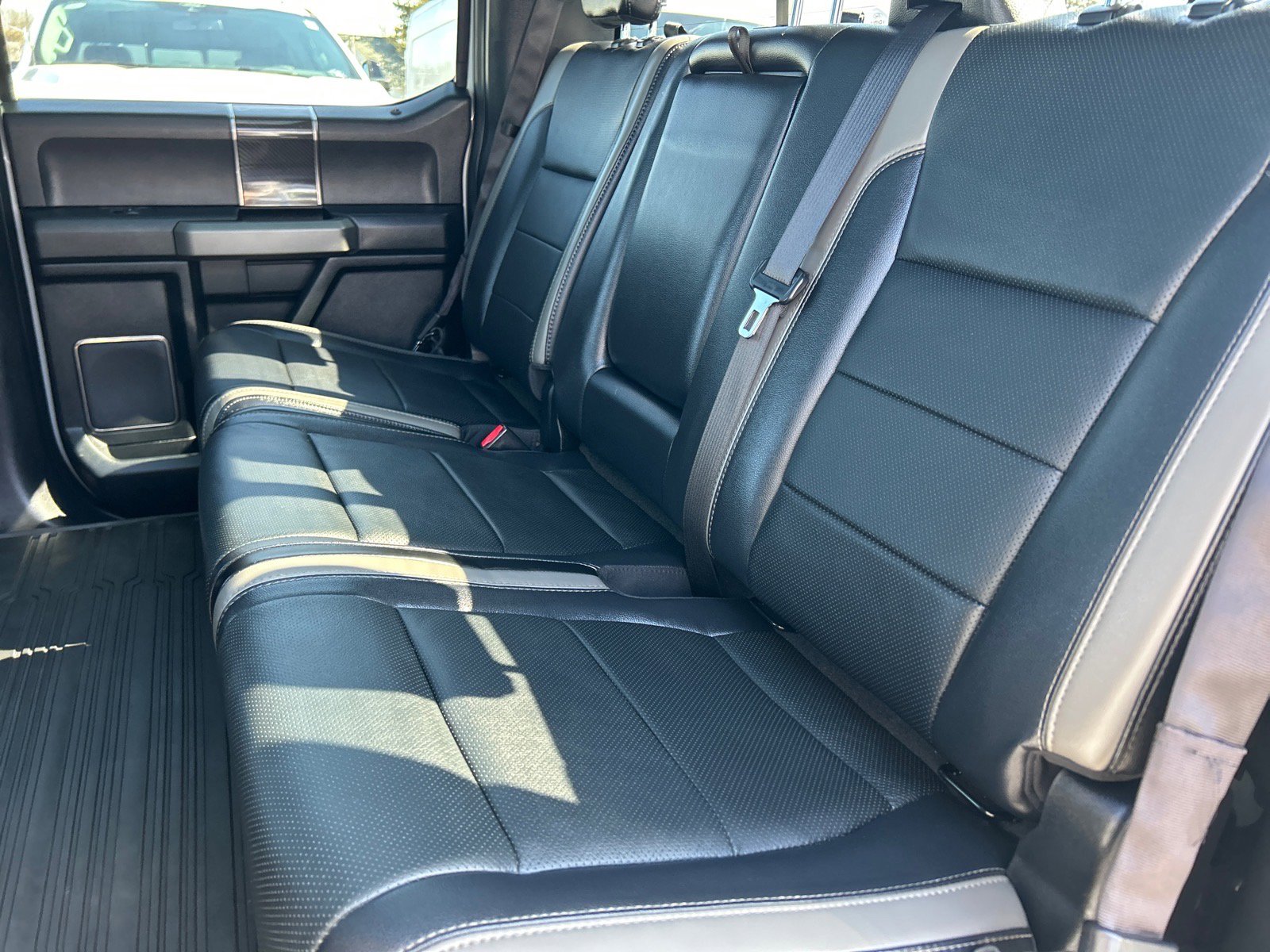 Certified 2017 Ford F150 Raptor w/ Equipment Group 802A Luxury image 12