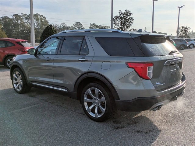Certified 2020 Ford Explorer Platinum w/ Premium Technology Package image 3