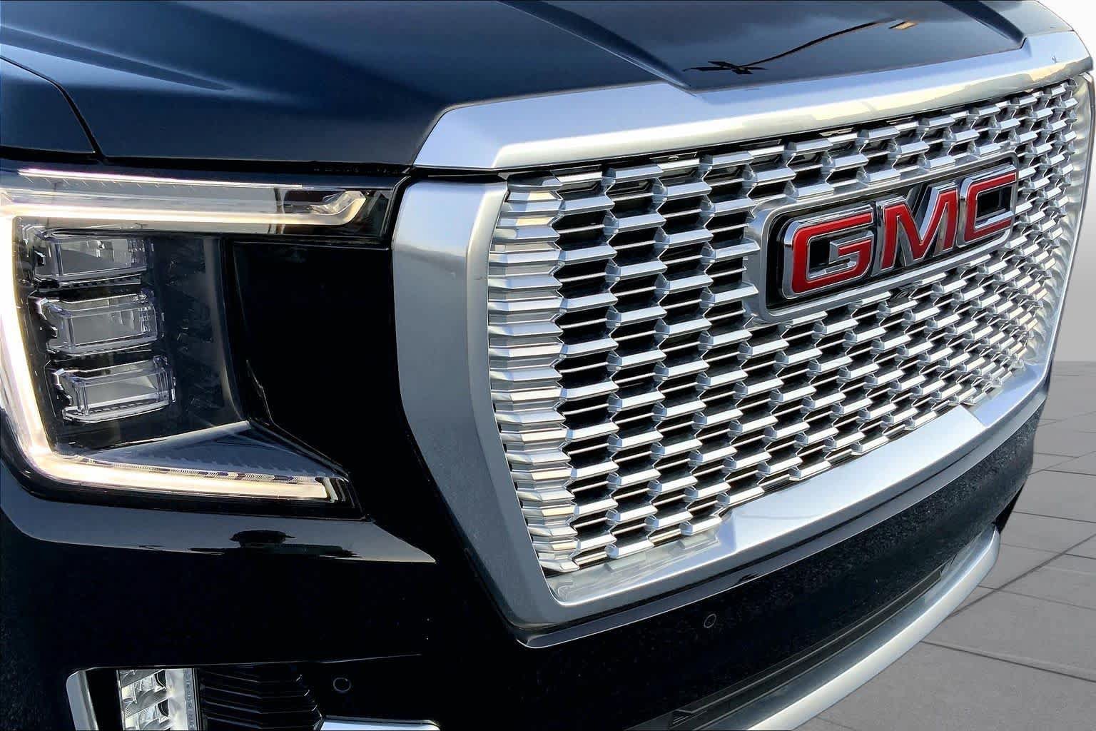 Used 2024 GMC Yukon Denali w/ Max Trailering Package AWD/4WD image 29