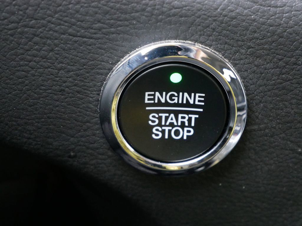 Certified 2024 Ford Edge Titanium image 23