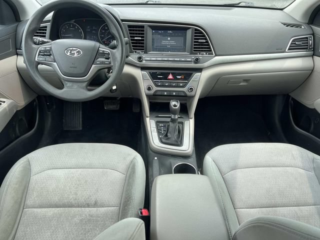 Used 2017 Hyundai Elantra SE FWD image 14