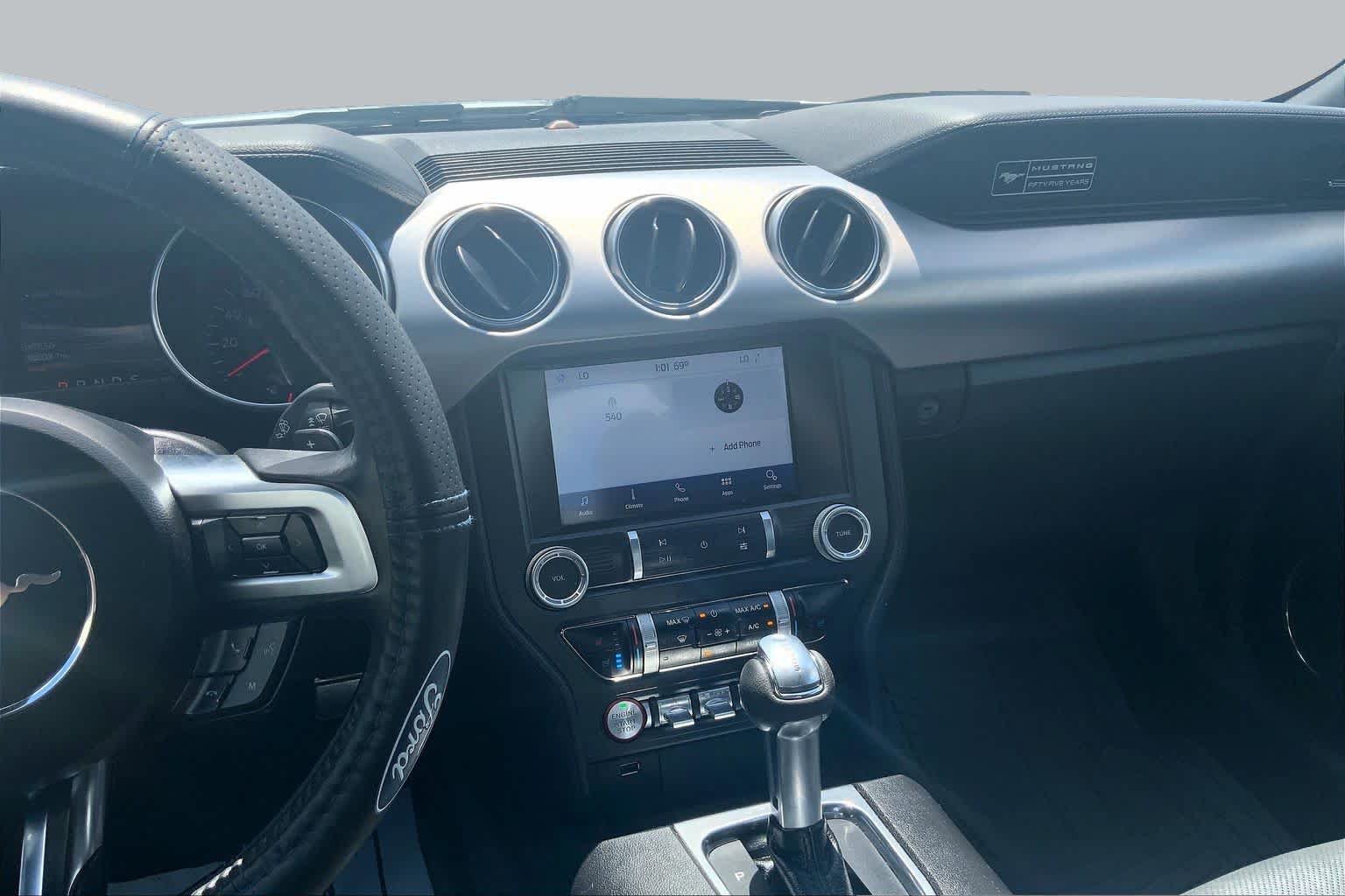 Certified 2020 Ford Mustang Premium RWD image 7