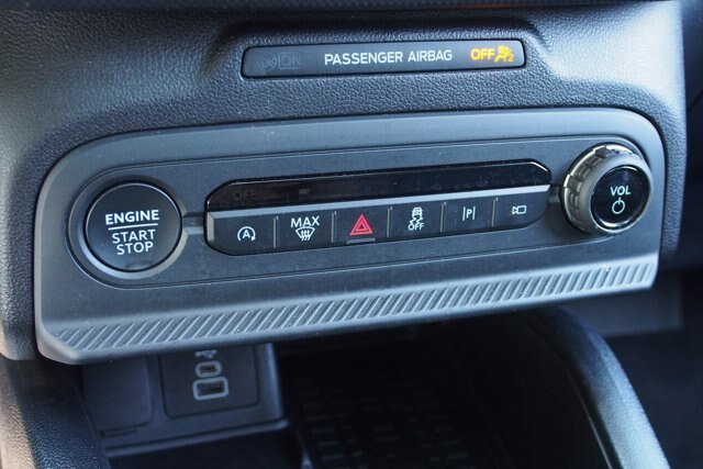 Certified 2025 Ford Bronco Sport Outer Banks w/ Outer Banks Tech Package+ AWD/4WD image 25