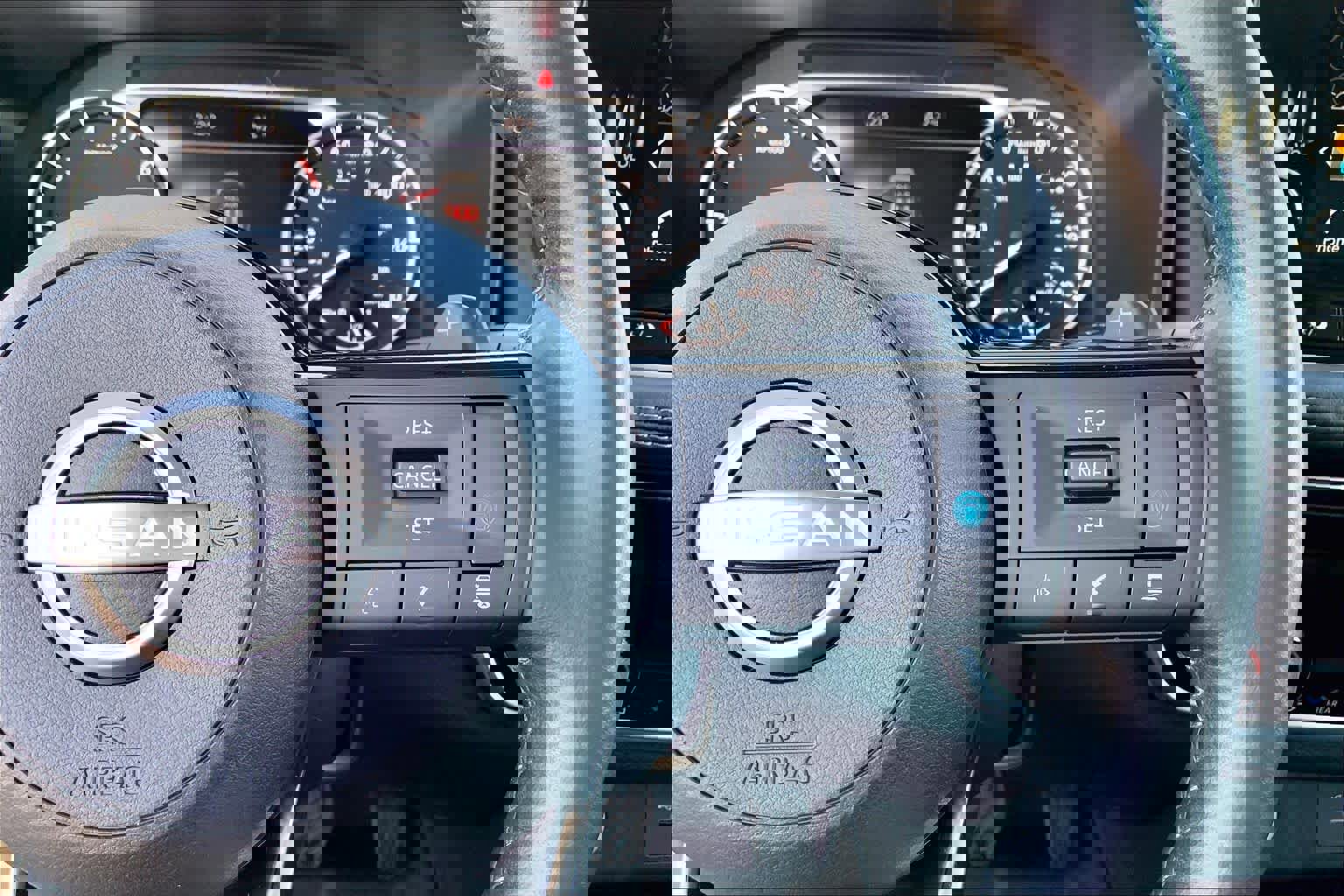 Used 2023 Nissan Rogue SL w/ SL Premium Package image 24