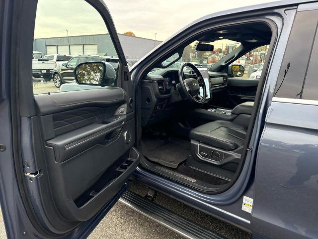 Certified 2023 Ford Expedition Platinum image 7