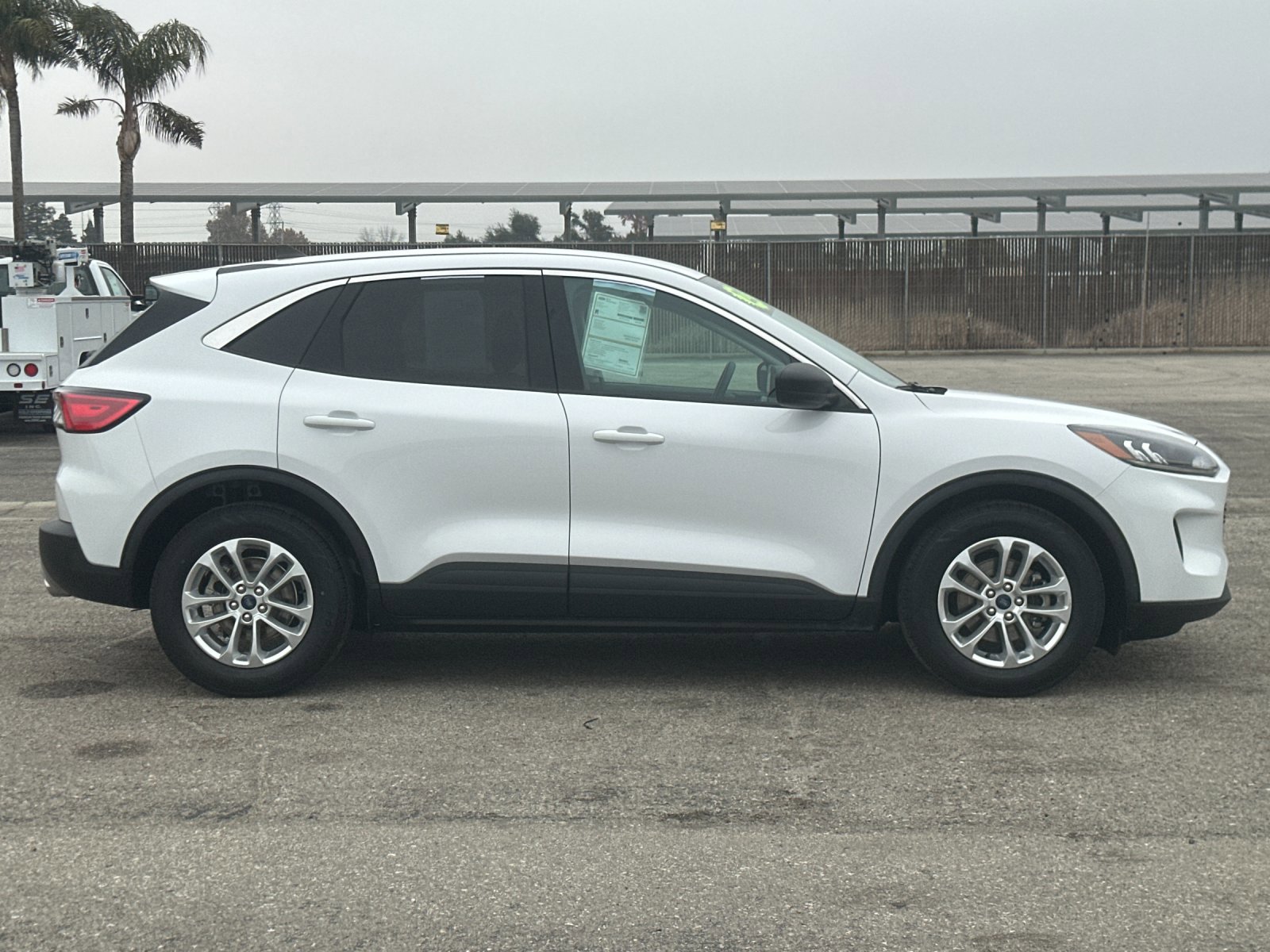 Certified 2022 Ford Escape SE image 3