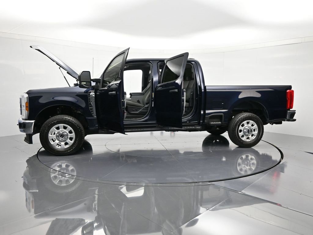 Certified 2024 Ford F250 XLT w/ FX4 Off-Road Package image 45