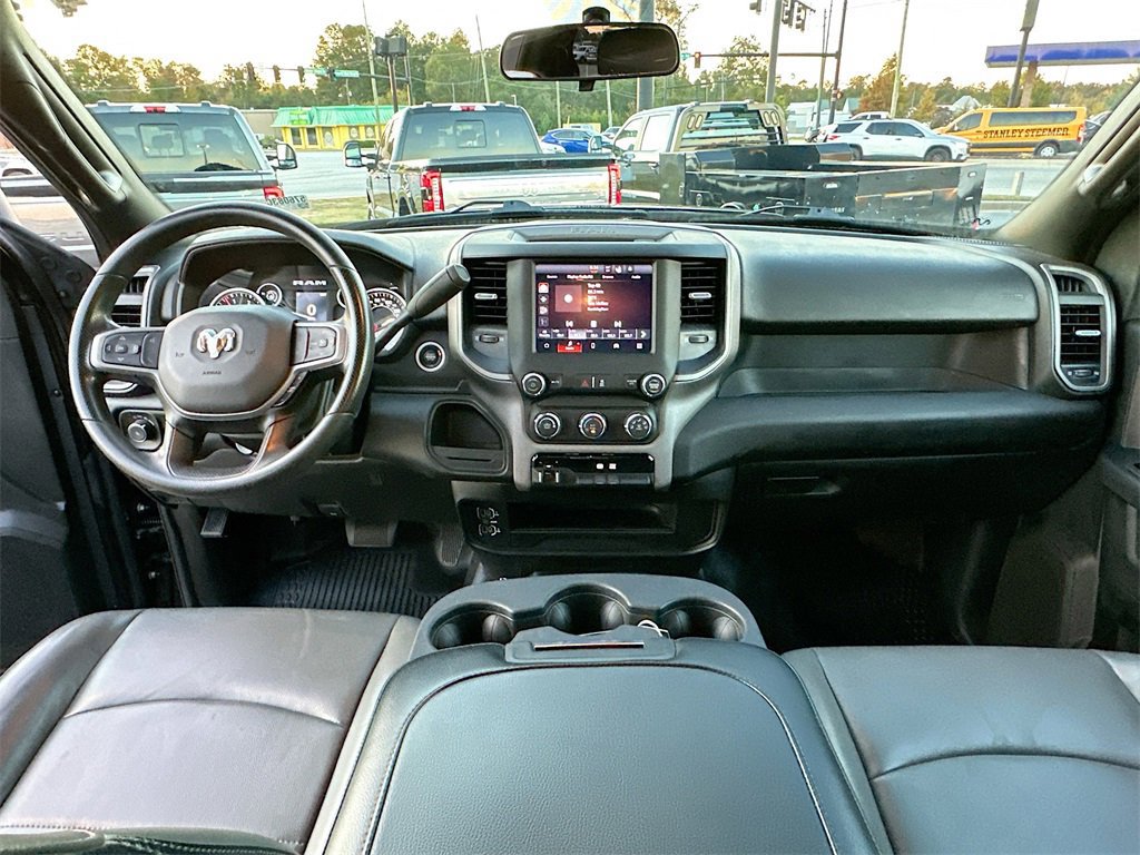 Used 2024 RAM 2500 Tradesman w/ Chrome Appearance Group image 7