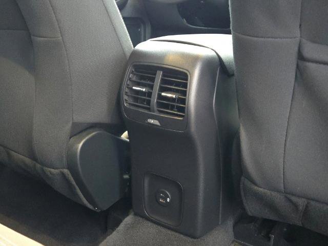 Certified 2020 Ford Escape SE image 9