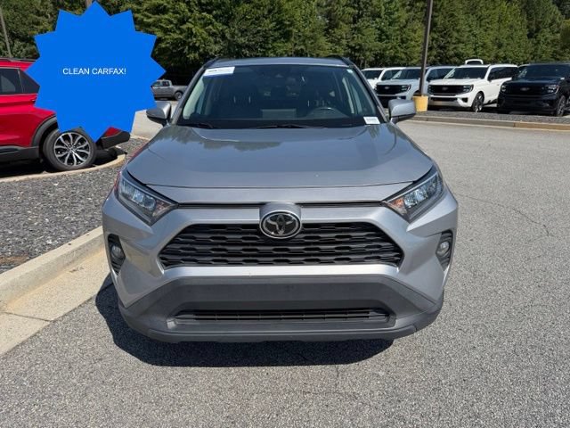 Used 2020 Toyota RAV4 XLE Premium FWD image 3
