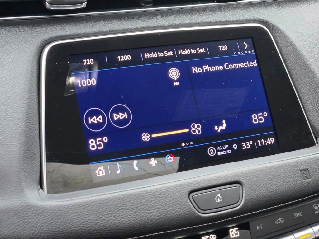 Used 2021 Cadillac XT4 Premium Luxury w/ Cold Weather Package image 26