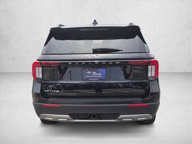 Certified 2025 Ford Explorer Active w/ Active Comfort Package RWD image 6