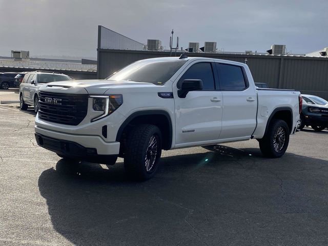Used 2024 GMC Sierra 1500 Elevation w/ X31 Off-Road Package AWD/4WD image 8