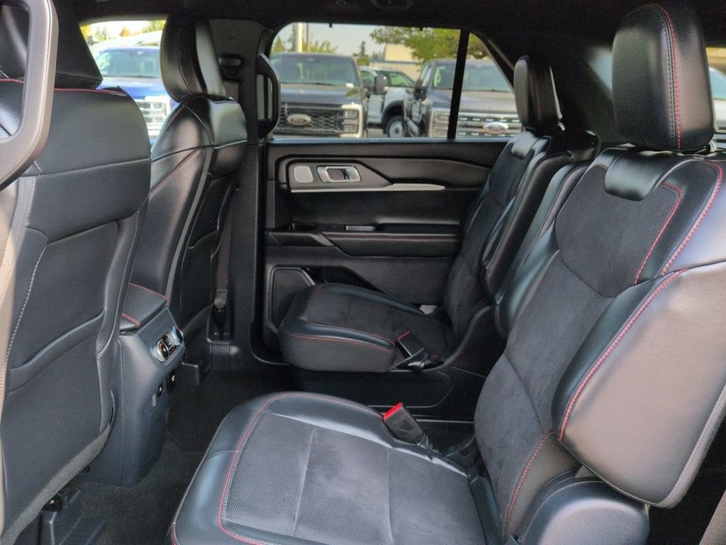 Certified 2025 Ford Explorer ST AWD/4WD image 26