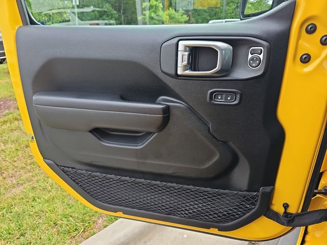 Used 2021 Jeep Wrangler Unlimited Rubicon AWD/4WD image 27