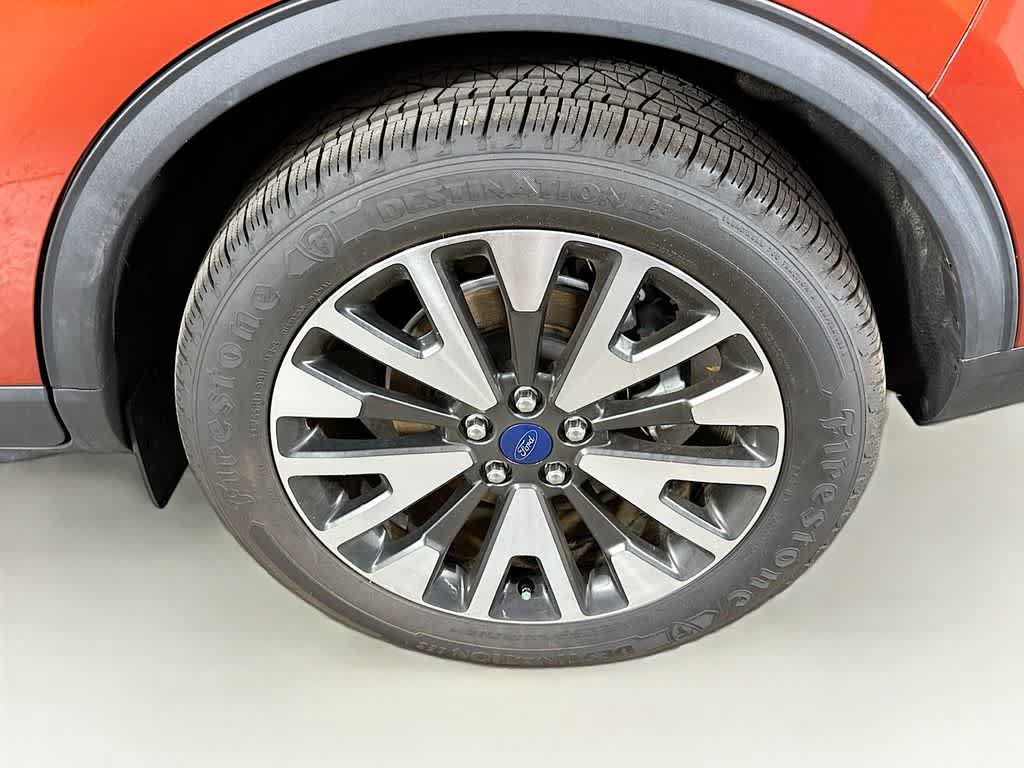 Certified 2020 Ford Escape Titanium AWD/4WD image 8
