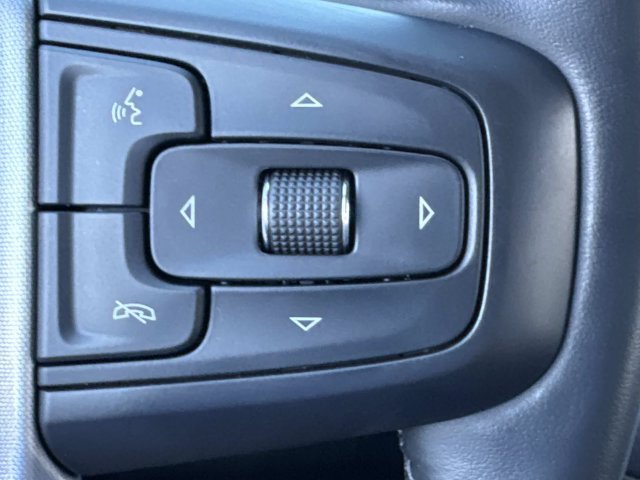 Used 2024 GMC Yukon SLT w/ SLT Luxury Package AWD/4WD image 31