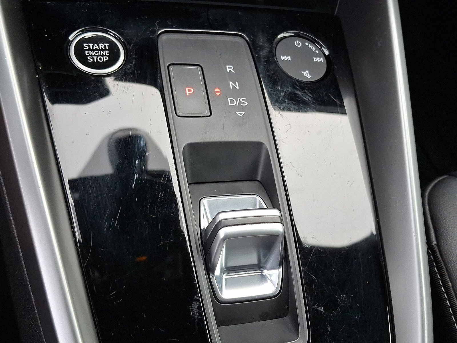 Used 2023 Audi A3 2.0T Premium Plus image 14