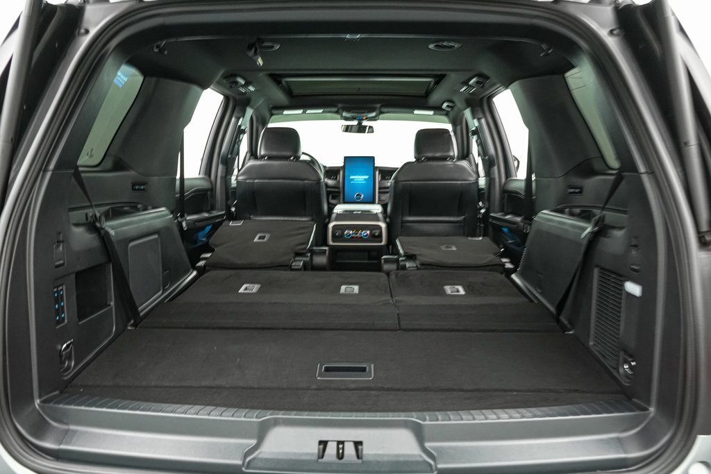 Certified 2024 Ford Expedition Limited image 27