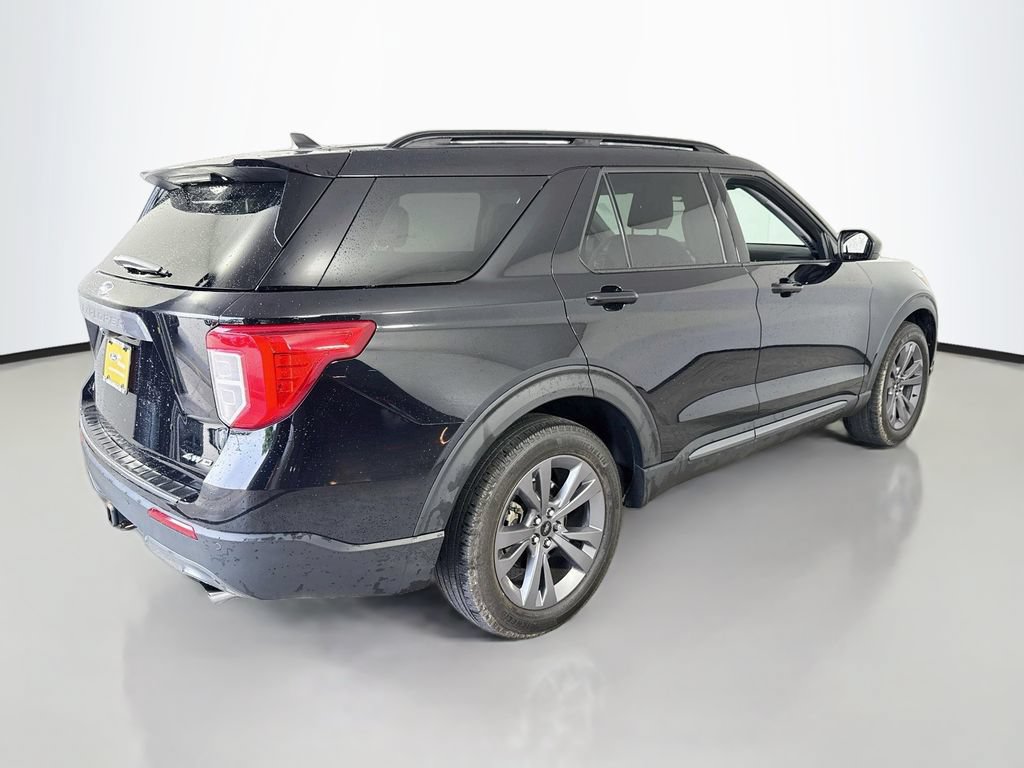 Certified 2023 Ford Explorer XLT w/ Equipment Group 202A AWD/4WD image 12