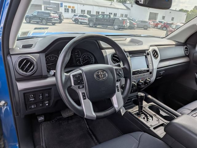 Used 2018 Toyota Tundra SR5 AWD/4WD image 8